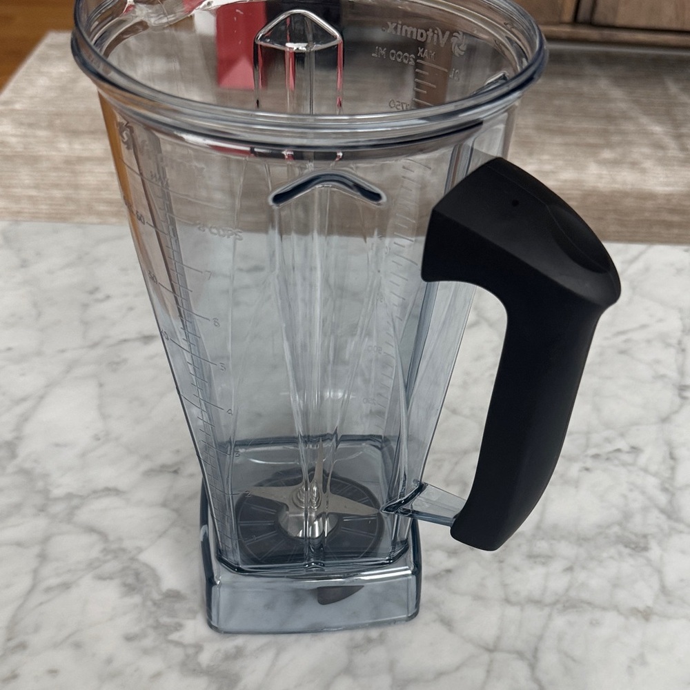 Vitamix blender base